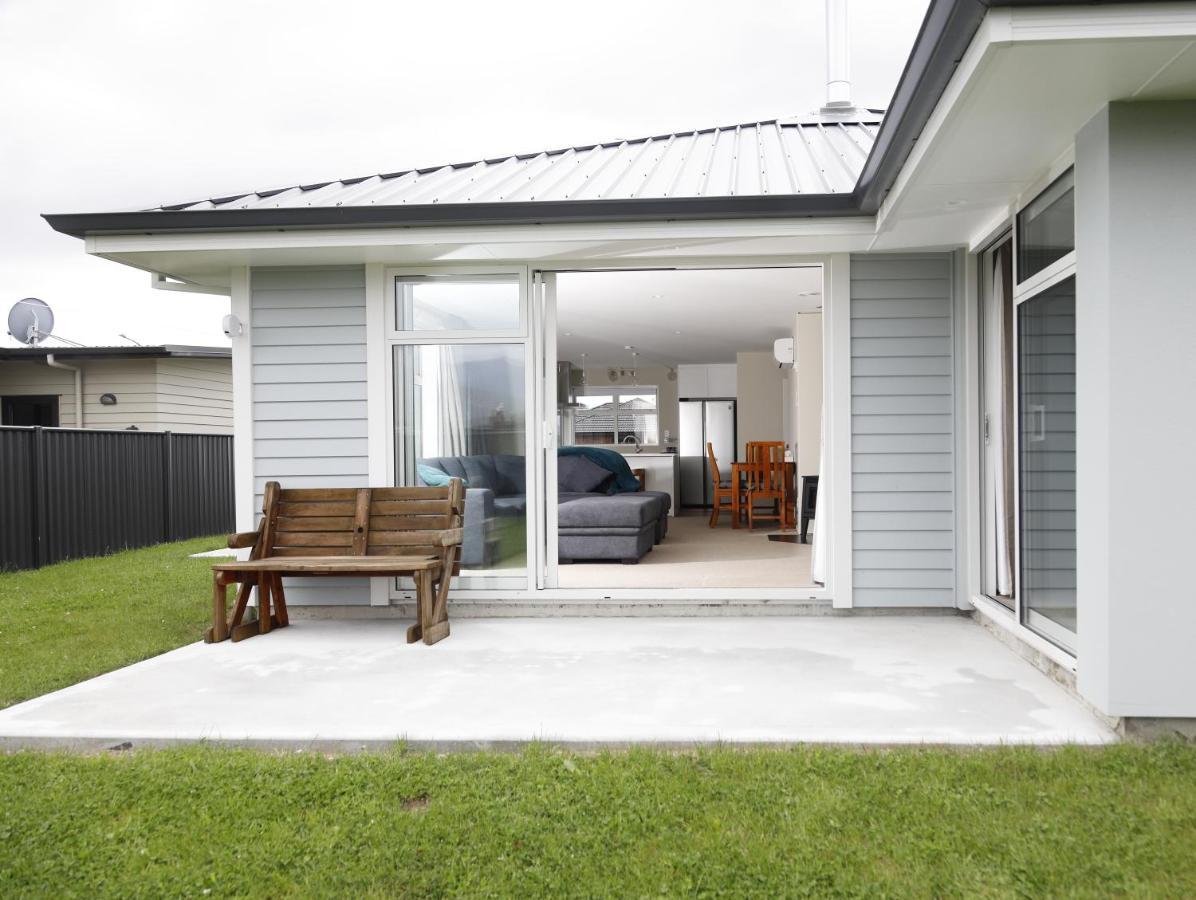 Fiordland Getaway - Te Anau Holiday Home Bagian luar foto