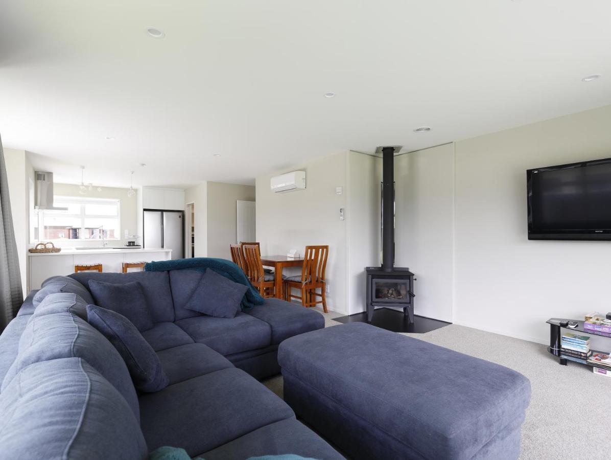 Fiordland Getaway - Te Anau Holiday Home Bagian luar foto